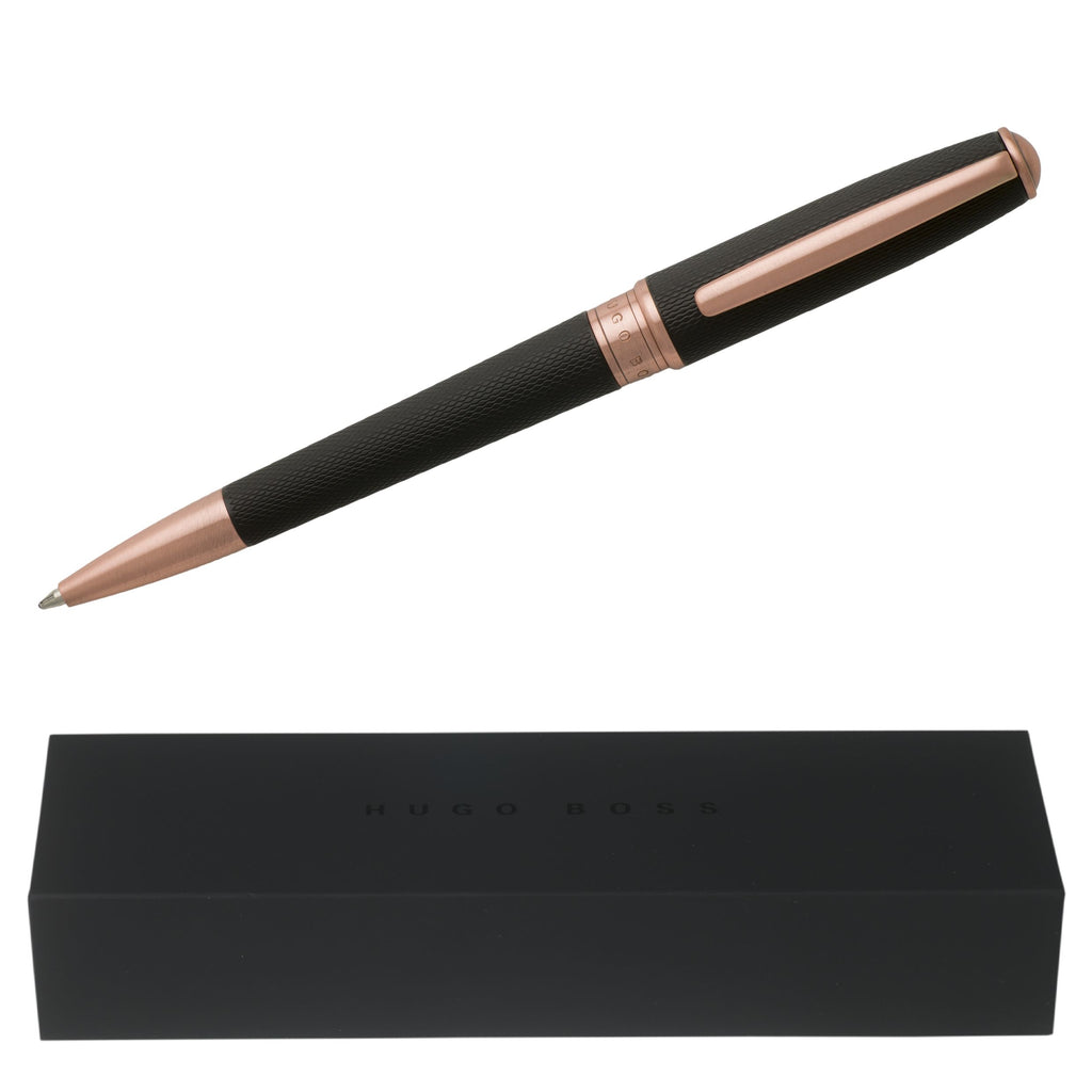 https://luxemarket.com.au/cdn/shop/products/4.HUGOBOSSBallpointpenEssentialRoseGold-HSW7444E_1024x1024.jpg?v=1617546740