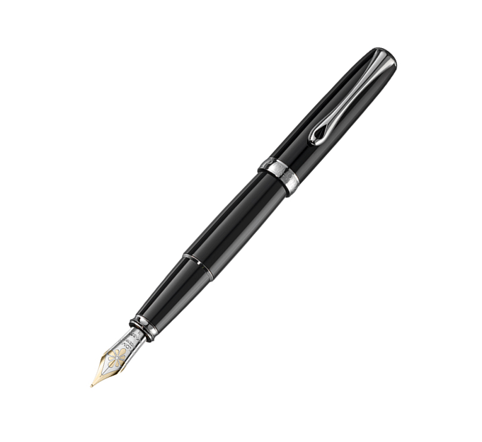 Diplomat Excellence A2 Black Lacquer 14kt Fountain Pen